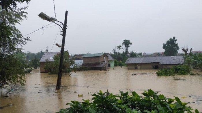 rumah di gang mandor kelurahan beringin medan selayang kembali terendam banjir