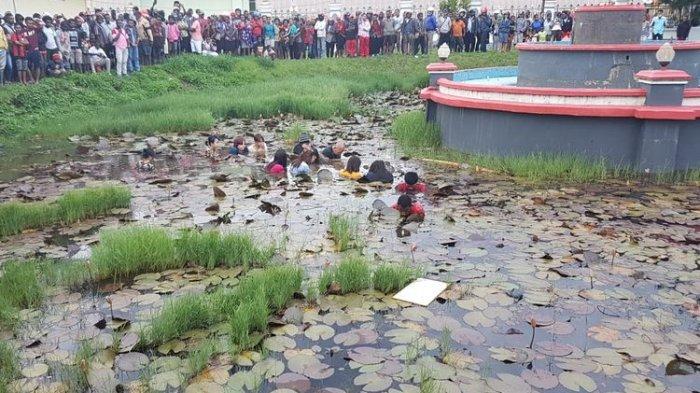 sebelas psk yang terjaring razia direndam