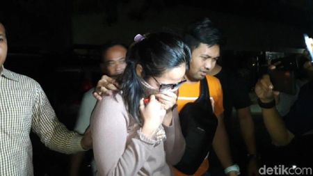 602bc702 fb33 42be a1a5 1325c7625807 169